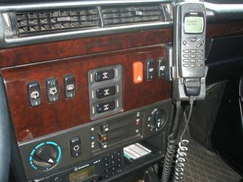 2000 Mercedes-Benz G-Class Photos