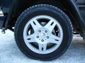 2001 Mercedes-Benz G-Class Pictures
