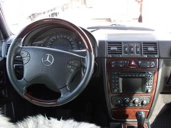 2002 Mercedes-Benz G-Class Photos
