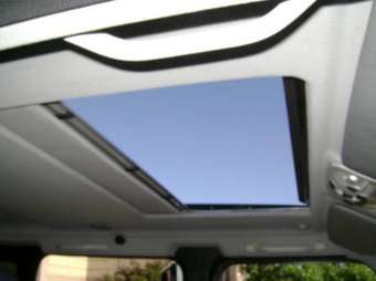 2004 Mercedes-Benz G-Class Pictures