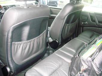 2004 Mercedes-Benz G-Class Images