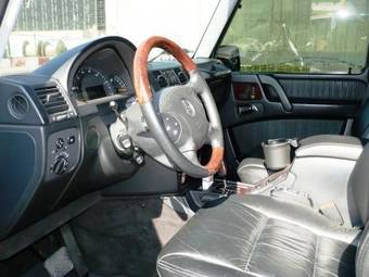 2005 Mercedes-Benz G-Class Pictures