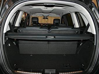 2010 Mercedes-Benz GL-Class Pictures