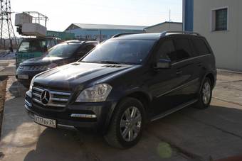 2010 Mercedes-Benz GL-Class Images