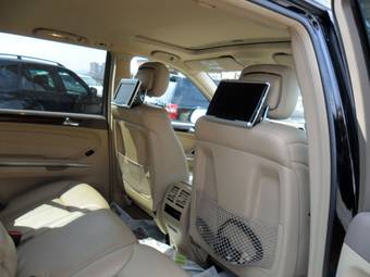 2010 Mercedes-Benz GL-Class Images