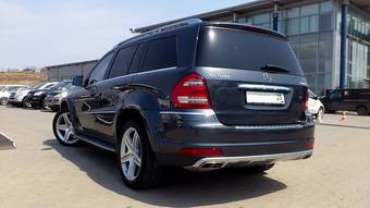 2010 Mercedes-Benz GL-Class Photos