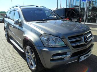 2010 Mercedes-Benz GL-Class Pictures