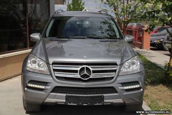 2010 Mercedes-Benz GL-Class Photos
