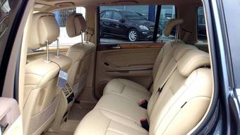 2011 Mercedes-Benz GL-Class Photos