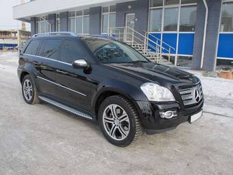 2011 Mercedes-Benz GL-Class Pictures