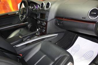 2011 Mercedes-Benz GL-Class Pics