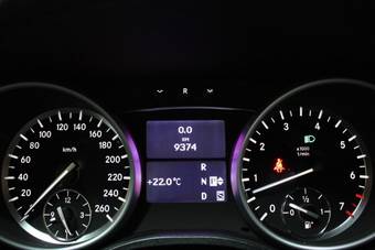 2011 Mercedes-Benz GL-Class Pictures