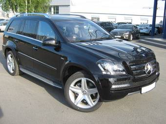 2012 Mercedes-Benz GL-Class Pictures