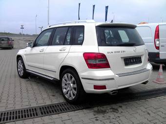 2011 Mercedes-Benz GLK-Class Pictures