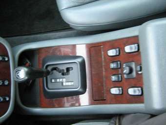1998 Mercedes-Benz M-Class Pictures