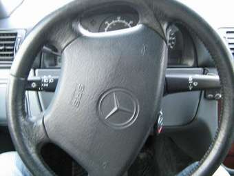 1998 Mercedes-Benz M-Class Pictures
