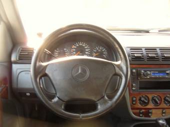 1998 Mercedes-Benz M-Class Pictures