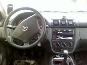 1999 Mercedes-Benz M-Class Pictures