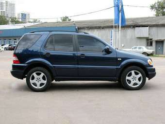 1999 Mercedes-Benz M-Class Photos