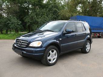 1999 Mercedes-Benz M-Class Pictures