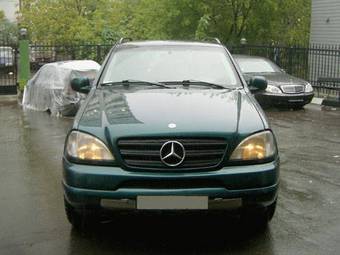 1999 Mercedes-Benz M-Class Pictures