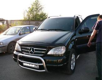 1999 Mercedes-Benz M-Class Photos