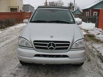 1999 Mercedes-Benz M-Class Pictures