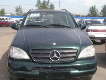 1999 Mercedes-Benz M-Class Photos