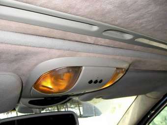 2000 Mercedes-Benz M-Class Pictures