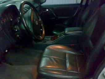 2000 Mercedes-Benz M-Class Photos