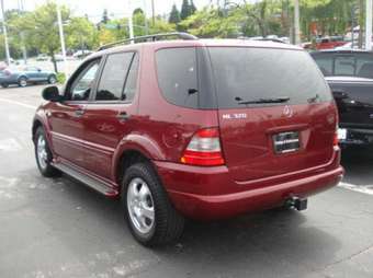 2000 Mercedes-Benz M-Class Pictures