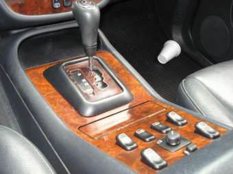 2000 Mercedes-Benz M-Class Pictures