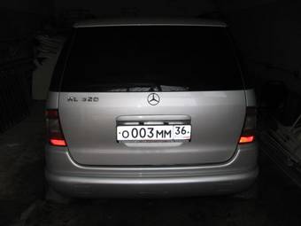 2000 Mercedes-Benz M-Class Pictures