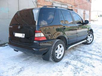 2000 Mercedes-Benz M-Class Photos