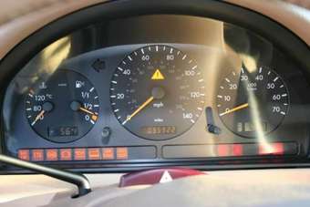 2001 Mercedes-Benz M-Class Pictures