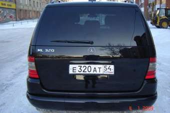 2001 Mercedes-Benz M-Class Photos