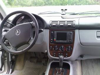 2001 Mercedes-Benz M-Class Photos