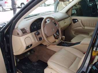 2002 Mercedes-Benz M-Class Pictures