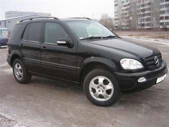 2002 Mercedes-Benz M-Class Pictures