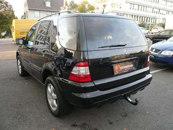 2003 Mercedes-Benz M-Class Photos