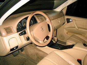 2003 Mercedes-Benz M-Class Photos