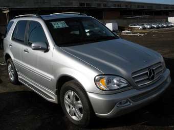 2004 Mercedes-Benz M-Class Photos