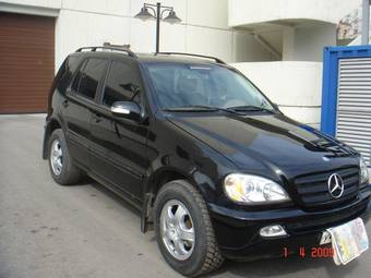 2004 Mercedes-Benz M-Class Photos