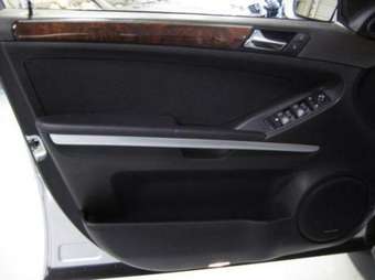 2005 Mercedes-Benz M-Class Images