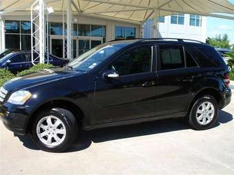 2005 Mercedes-Benz M-Class Pictures