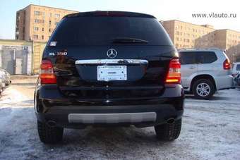 2005 Mercedes-Benz M-Class Pictures