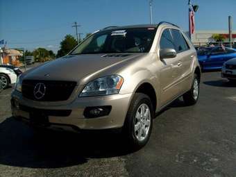 2005 Mercedes-Benz M-Class Pictures