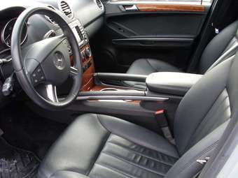 2005 Mercedes-Benz M-Class Photos