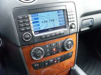 2005 Mercedes-Benz M-Class Photos