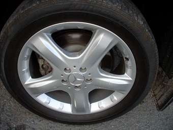 2005 Mercedes-Benz M-Class Pictures
